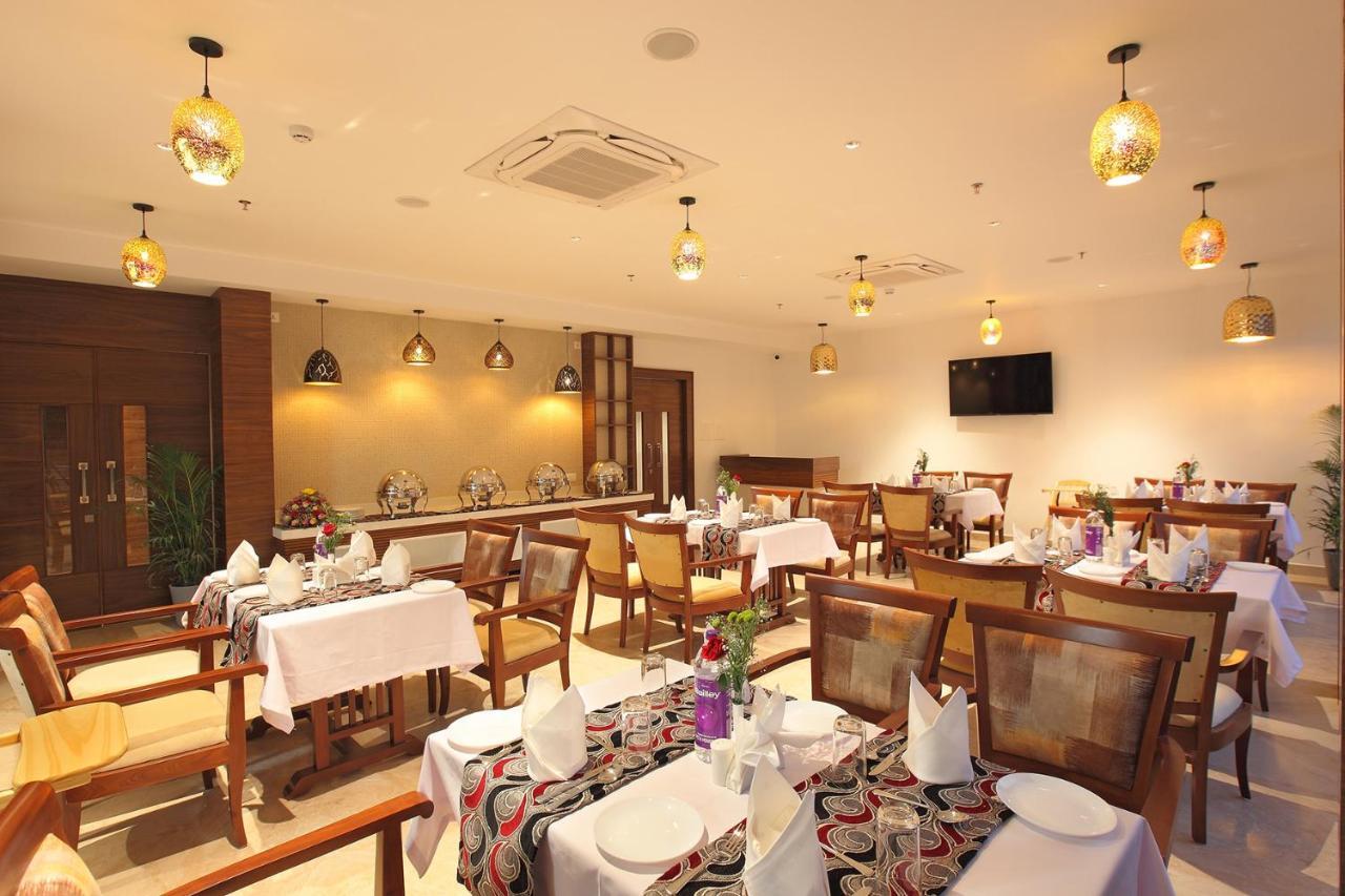 Hotel Maria Park Muvattupuzha ภายนอก รูปภาพ